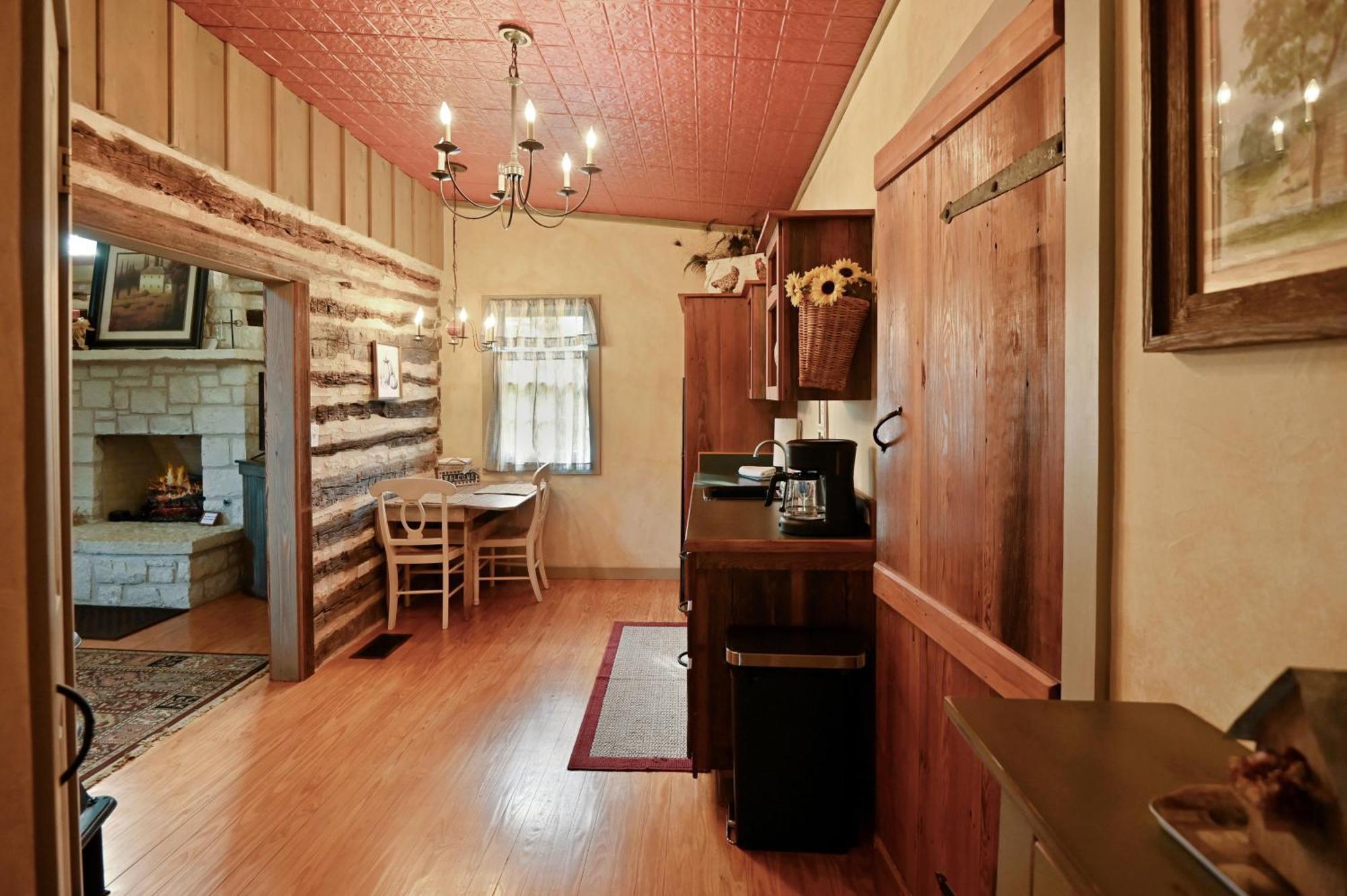 Cabins On Knopp School-Chula Vista Cabin Fredericksburg Extérieur photo